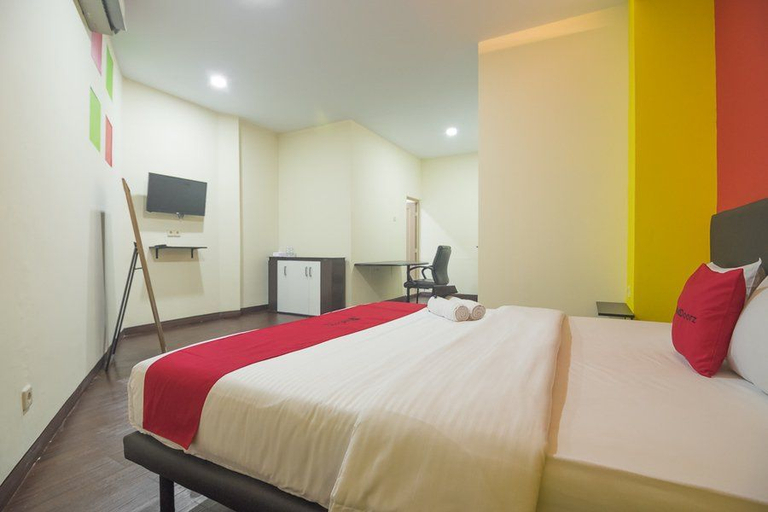 Bedroom 5, Reddoorz near ITC Mangga Dua, Central Jakarta