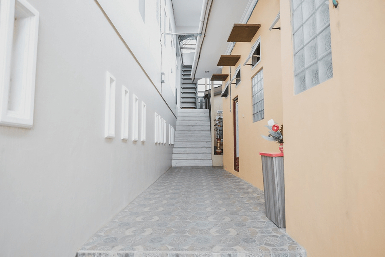 Others 5, RedDoorz Syariah @ Jalan Dieng, Wonosobo