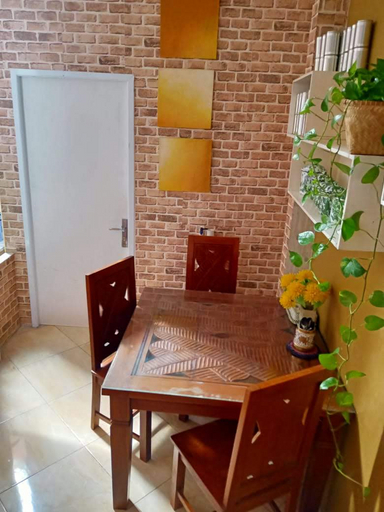 Food & Drinks, Kalandra Guesthouse (Satu Rumah), Ponorogo