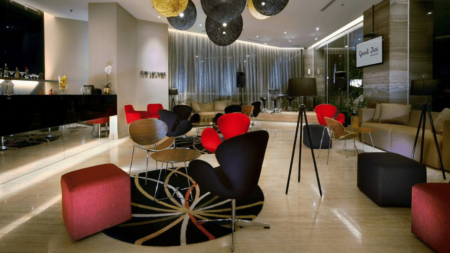 Public Area 4, The ZHM Premiere Padang, Padang