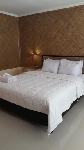 Kali Catur Syariah Hotel, Madiun