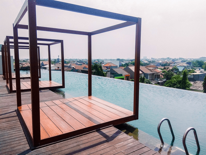 Others 2, Highest Value Studio at Grand Kamala Lagoon Apartment By Travelio, Bekasi