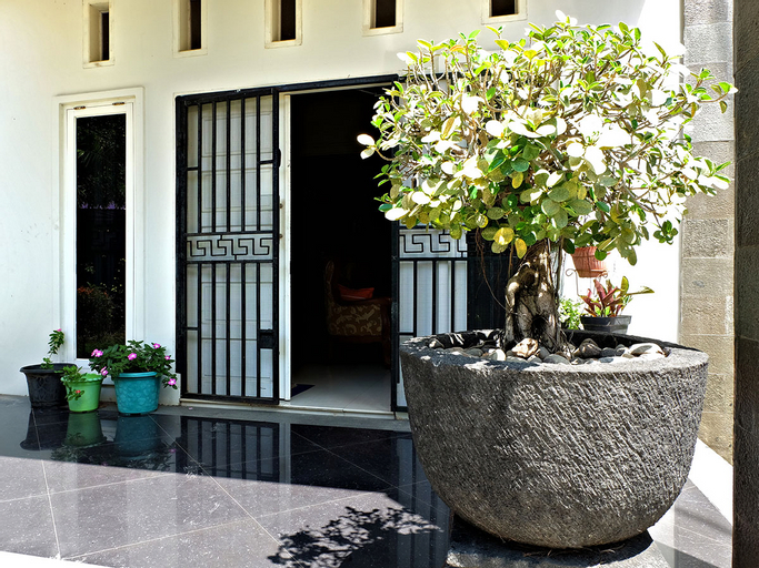SPOT ON 2845 La Reso Homestay Syariah, Maros