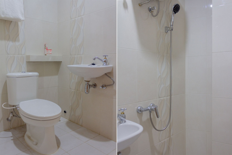 Bathroom 4, JO Cengkareng Guest House, West Jakarta