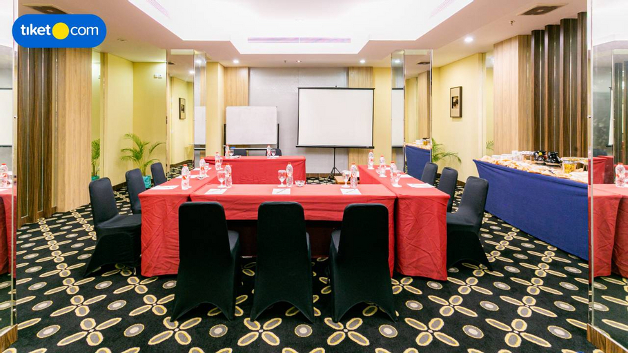 Business Facilities 20