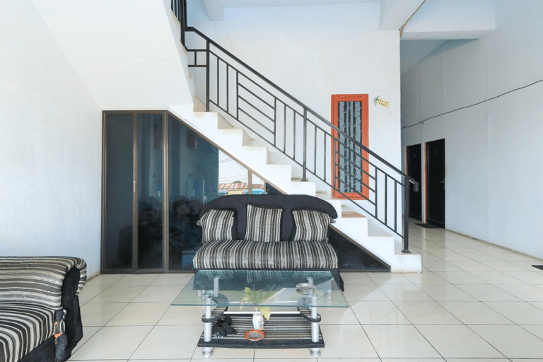 Dinar Homestay, Maros