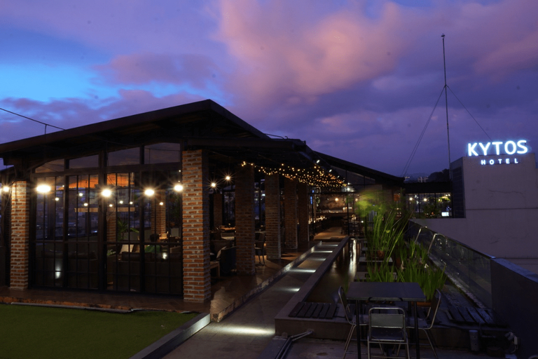 Kytos Hotel - Exterior & Views
