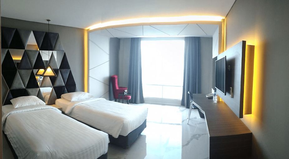 M Hotel Kupang, Kupang