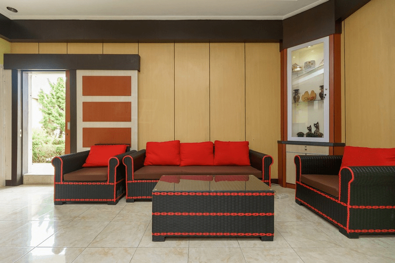 Public Area, RedDoorz Syariah @ Mora Garden Bungo, Bungo