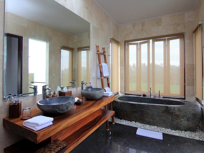 Bathroom 5, Uma Stana Villa, Gianyar
