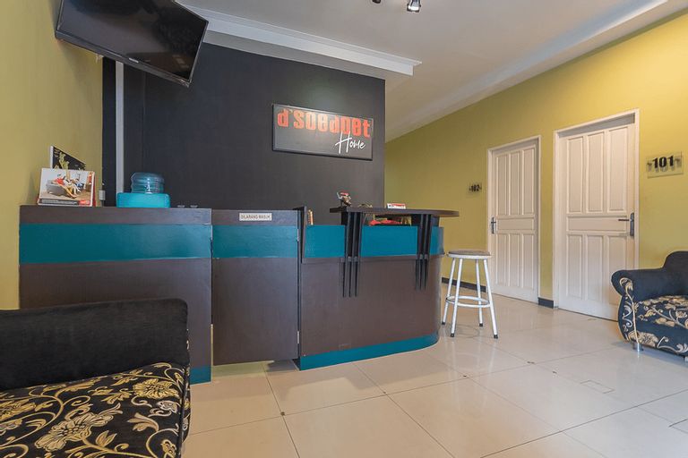 RedDoorz @ H. Agus Salim Street, Pontianak