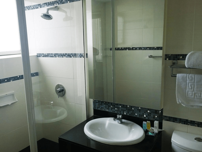 The 5 Elements Hotel - Bathroom