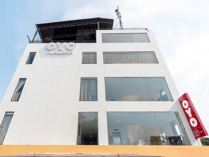 OYO 1348 Flagship Hotel Home Anaya, Medan