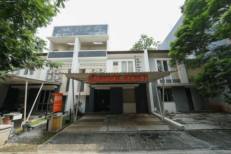 KoolKost near Universitas Prasetiya Mulya, Tangerang Selatan
