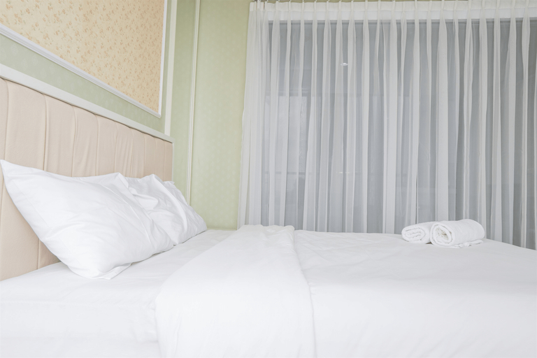 Spacious 1BR Dago Suites Apartment By Travelio, Bandung