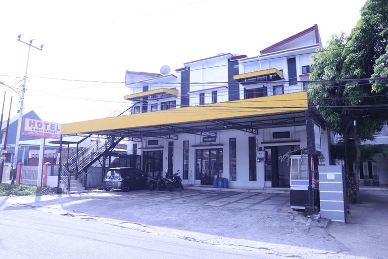 OYO 1305 Hotel Al-Ghani, Padang