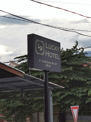 Exterior & Views 2, Lucky Hotel, Palu