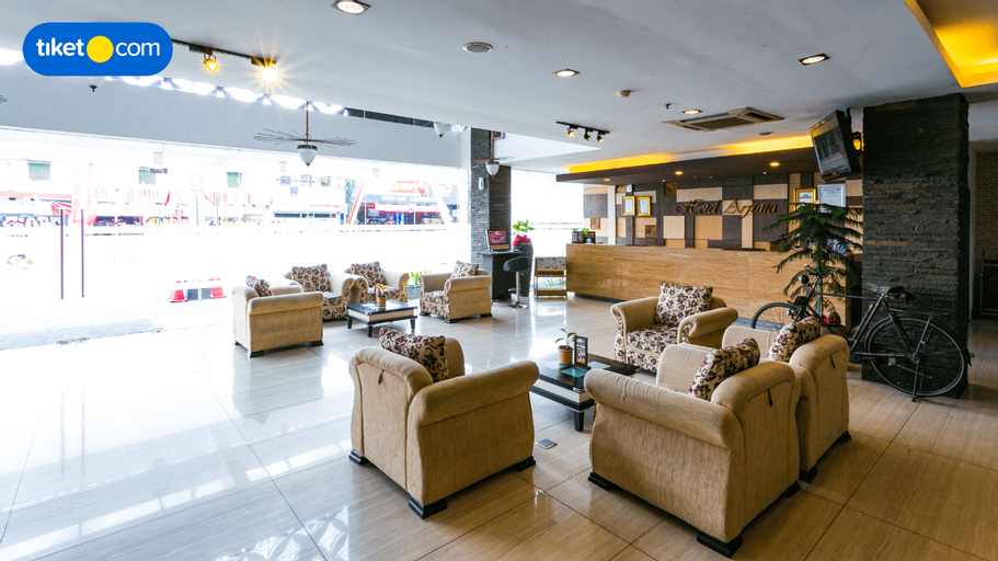 Public Area 18