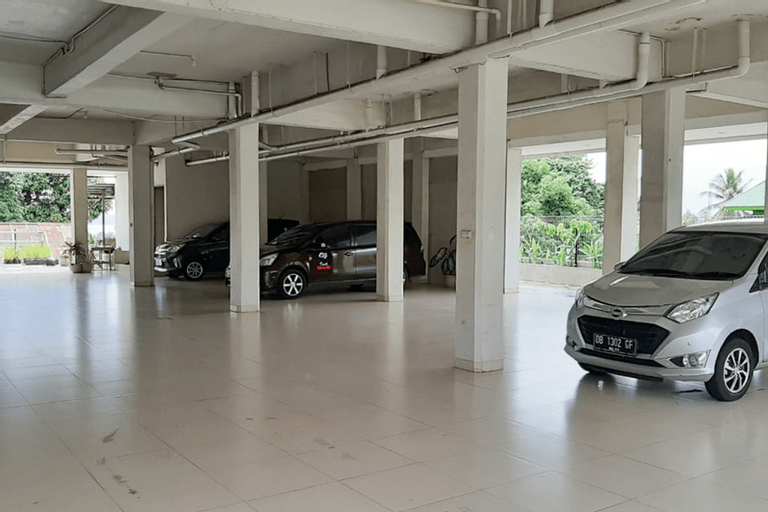 Exterior & Views 5, RedDoorz Plus @ Bitung City Center, Bitung