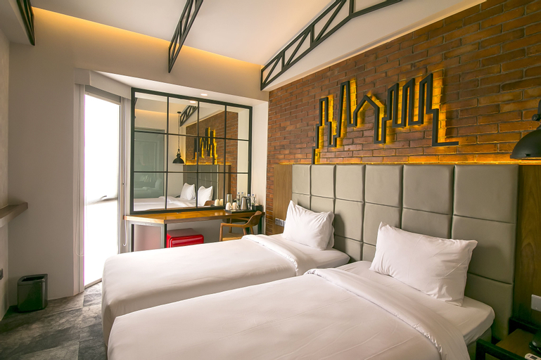 Bedroom 26