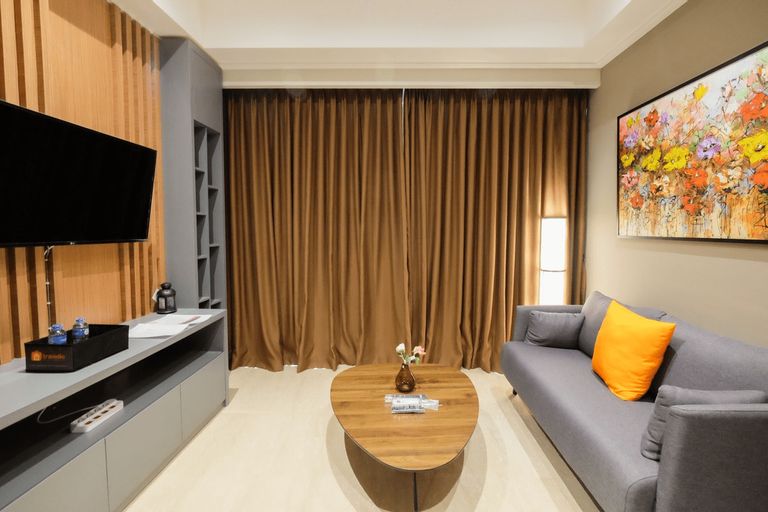 Comfortable and Modern 2BR Menteng Park Apartment By Travelio, Central Jakarta