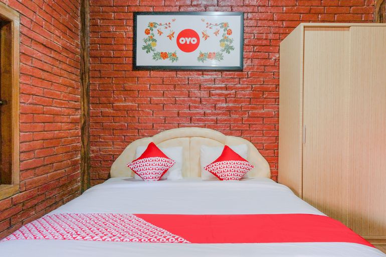 OYO 774 Villa 007 Sengkaling, Malang