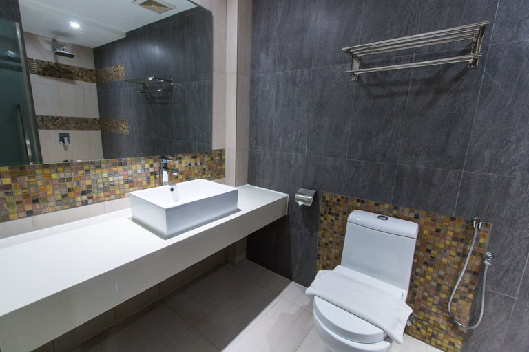 Bathroom 3, Hotel 99 Bandar Puteri Puchong, Puchong