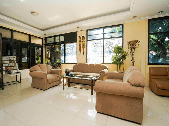 OYO 1652 Hotel Tampiarto, Probolinggo