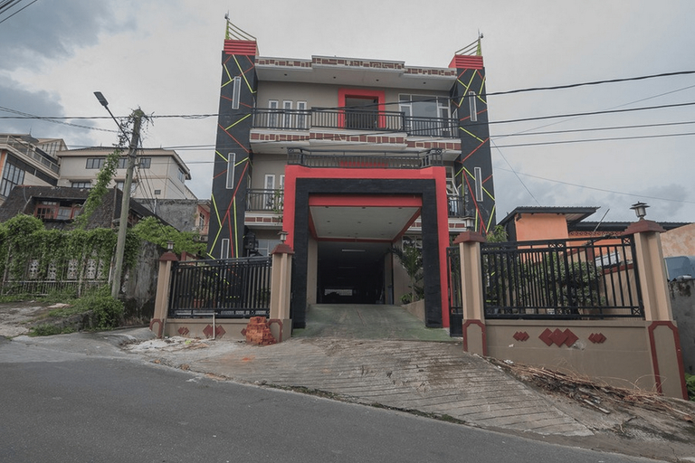 Exterior & Views 2, RedDoorz near E Walk Mall Balikpapan, Balikpapan