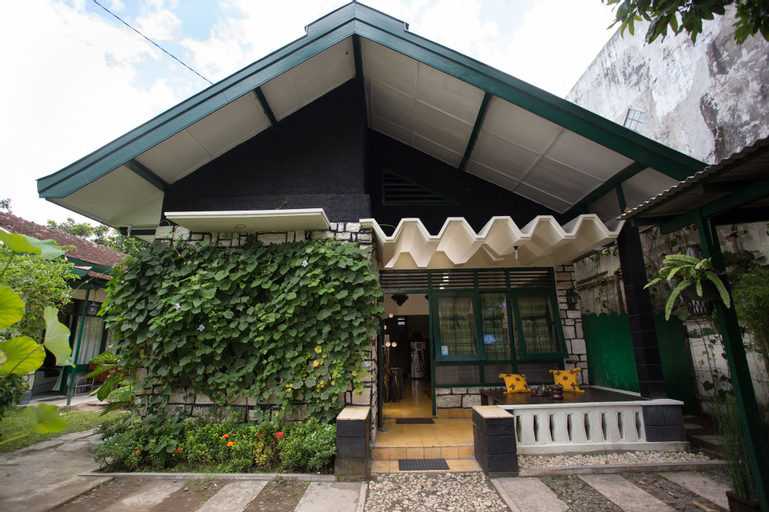 Mango Tree Dipudjo Homestay, Yogyakarta