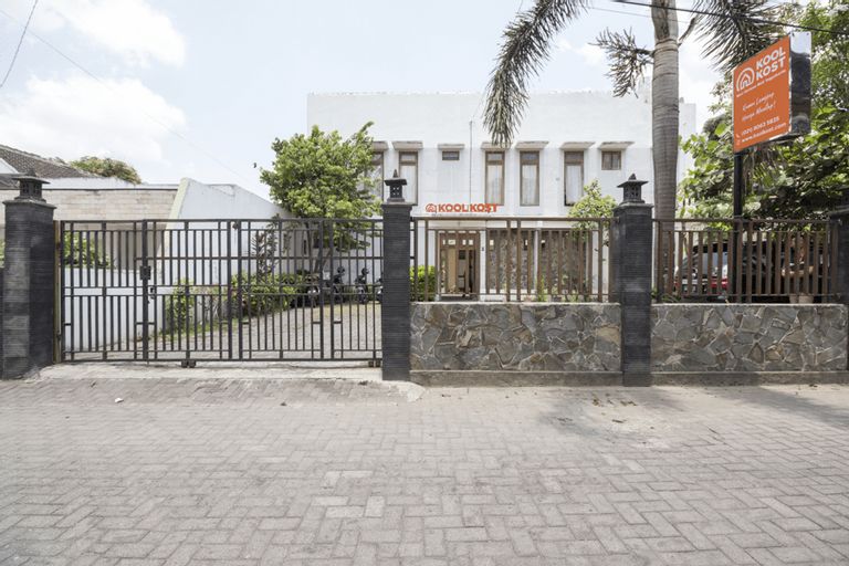 KoolKost near Hartono Mall Yogyakarta (Minimum 6 Nights), Sleman