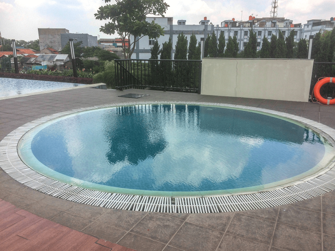 Simply Studio at The Oasis Cikarang Apartment By Travelio, Cikarang