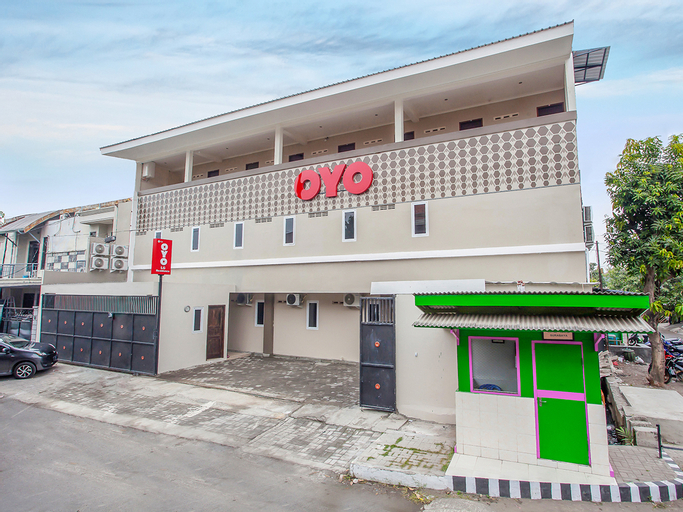 OYO 134 LG residence, Surabaya
