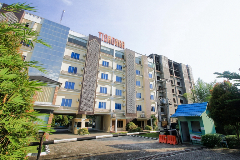OYO 1153 Tiga Dara Hotel & Resort Syariah, Pekanbaru