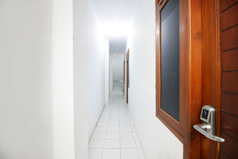 Public Area 3, Hotel Syariah Mama at Kutajaya, Tangerang