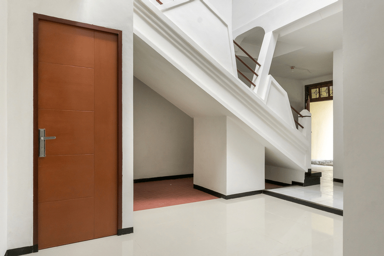 Exterior & Views 5, RedDoorz near Universitas Widyagama Malang, Malang