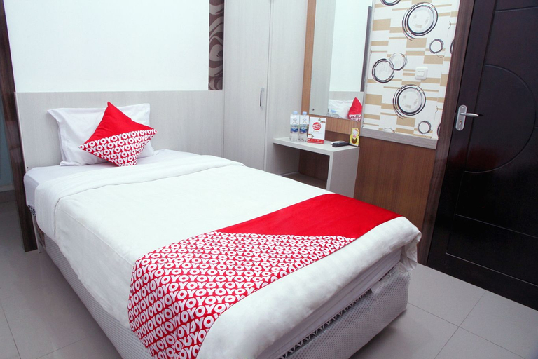 OYO 861 R Four Hotel, Palu