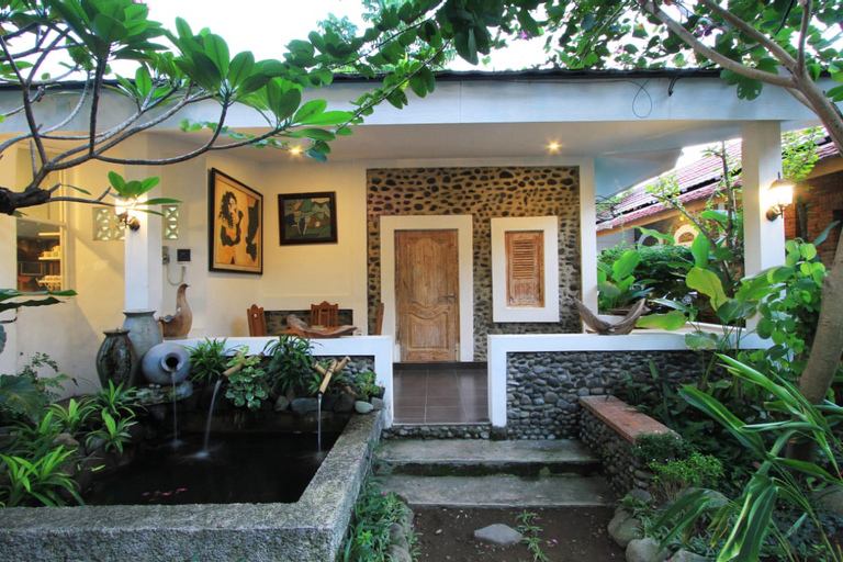 Exterior & Views 2, Ndalem Bebekan Guesthouse, Sleman