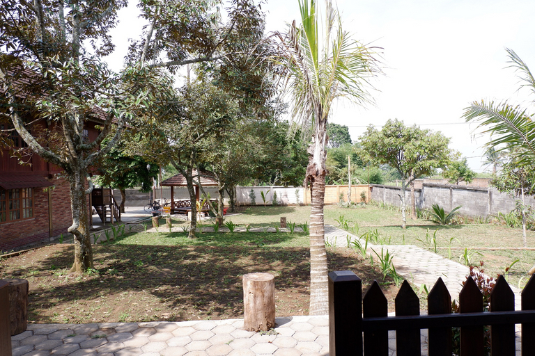 Izza Villa (Cottage), Malang