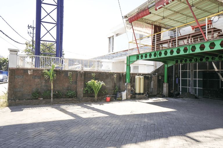 RedDoorz near Juanda International Airport 2, Sidoarjo
