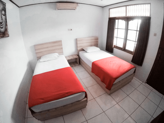 Bedroom 4, Palm Garden Kuta Hotel, Badung