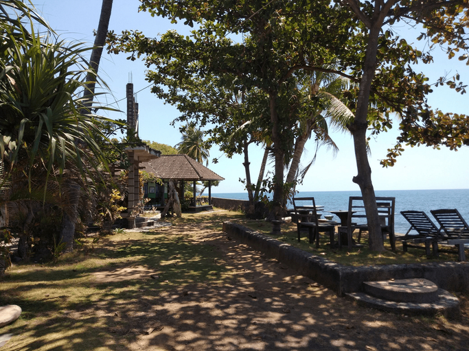 Exterior & Views 2, Hotel Tara Bar & Resto Air Sanih, Buleleng