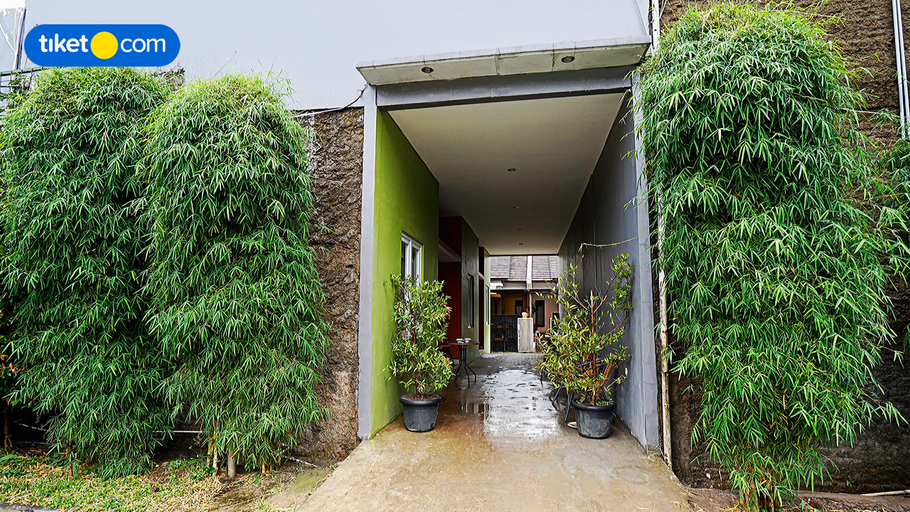 Public Area 1, Cipamokolan Homestay, Bandung