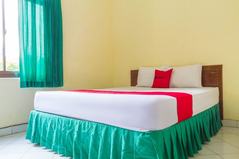 RedDoorz near Grage City Mall 2, Cirebon