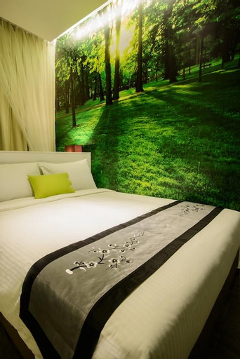 Bedroom 4, J8 Hotel, Singapore
