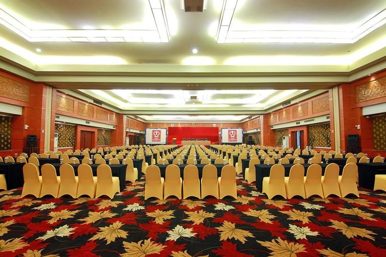 Others 5, Pangeran Beach Hotel, Padang
