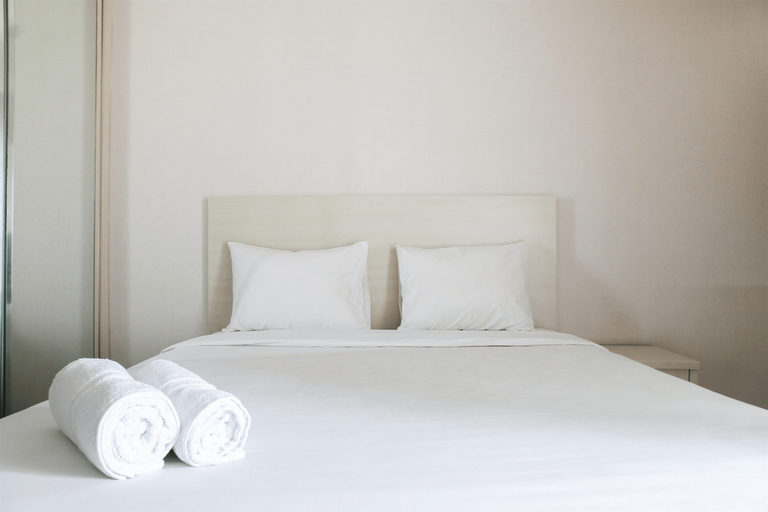 Simply Studio at The Oasis Cikarang Apartment By Travelio, Cikarang