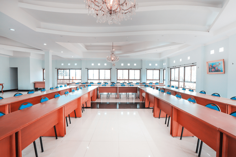 Business Facilities 4, Hotel Lurus Cisarua Bogor, Bogor
