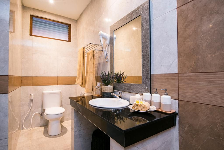 Bathroom 5, D'Puncak Villas Lembongan, Klungkung