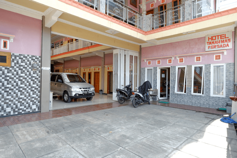 Public Area 5, RedDoorz near Desa Wisata Tambi Dieng, Wonosobo